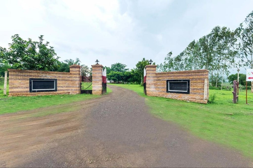 v resorts vrindavan gopala bhedaghat