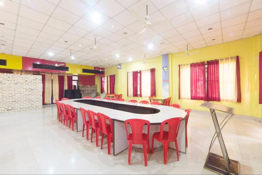 v resorts vrindavan gopala bhedaghat