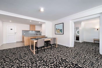 quality hotel parklake shepparton