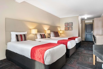 quality hotel parklake shepparton