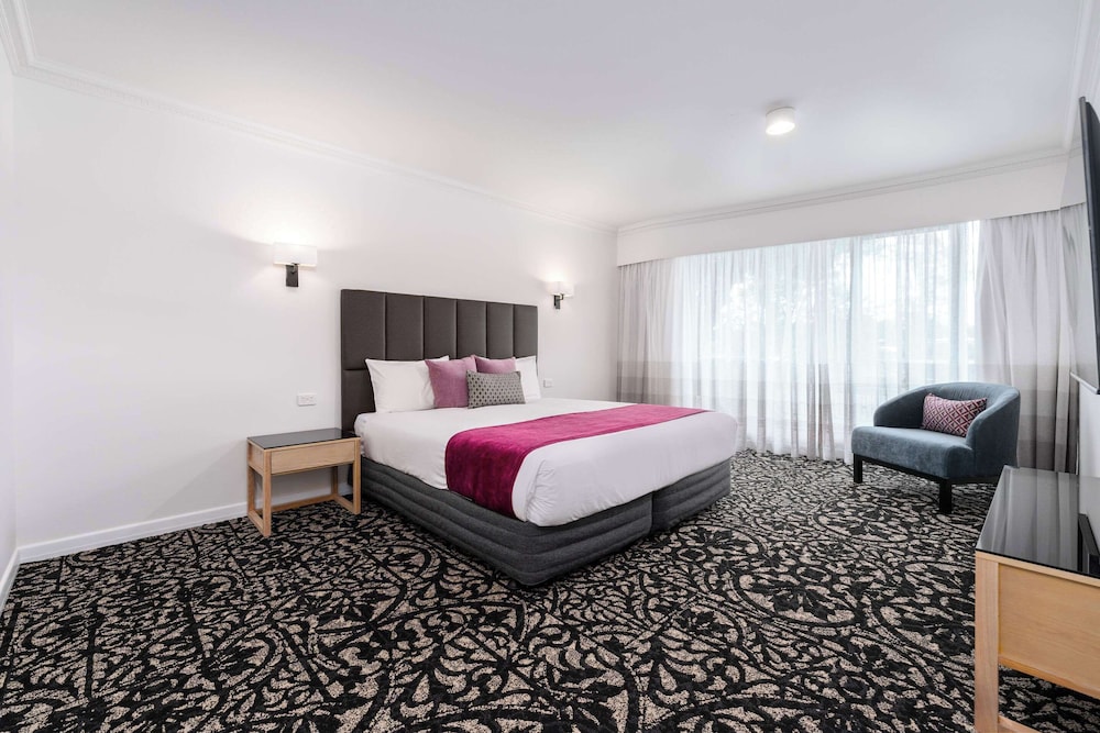 quality hotel parklake shepparton