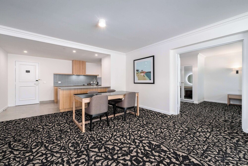 quality hotel parklake shepparton