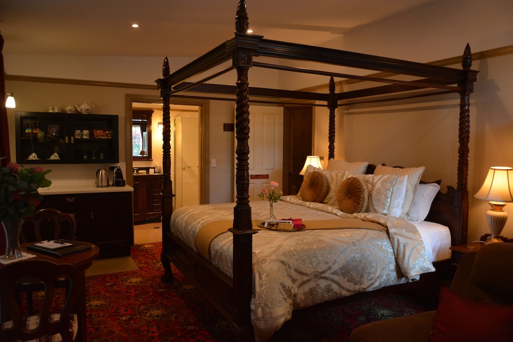 bli bli house riverside retreat