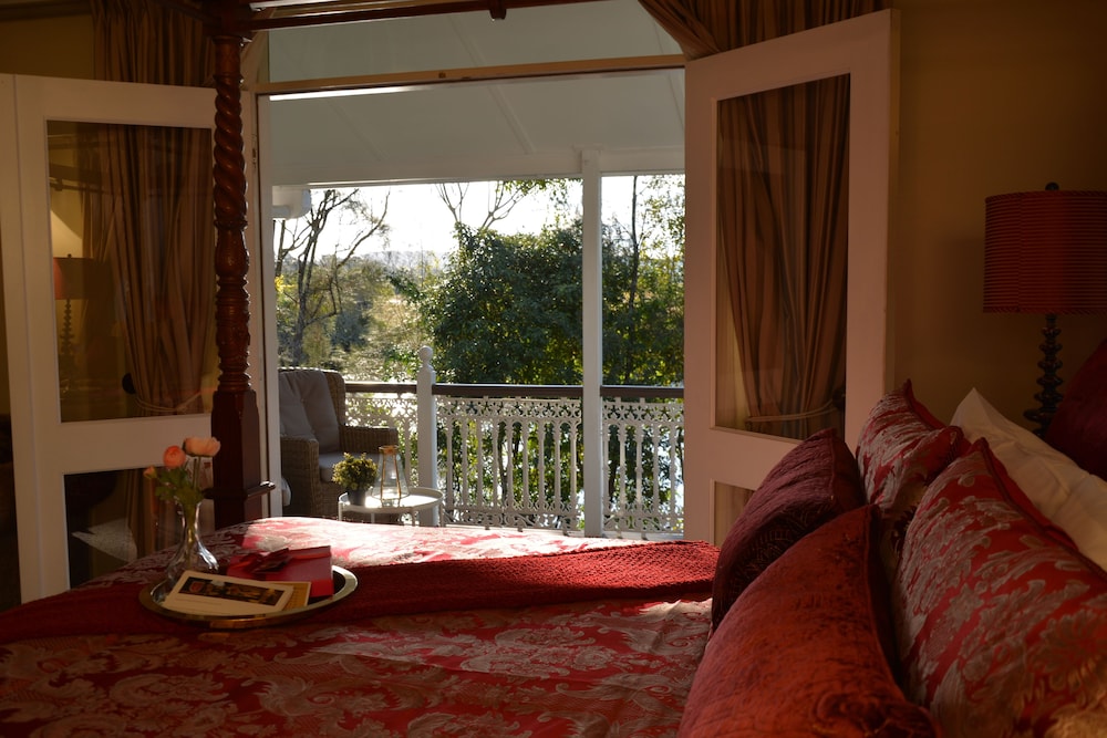 bli bli house riverside retreat