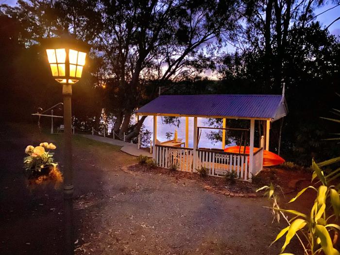 bli bli house riverside retreat