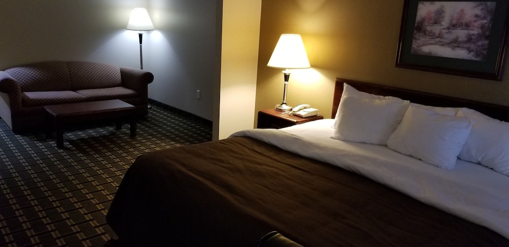 fairbridge inn and suites batavia darien amusement park
