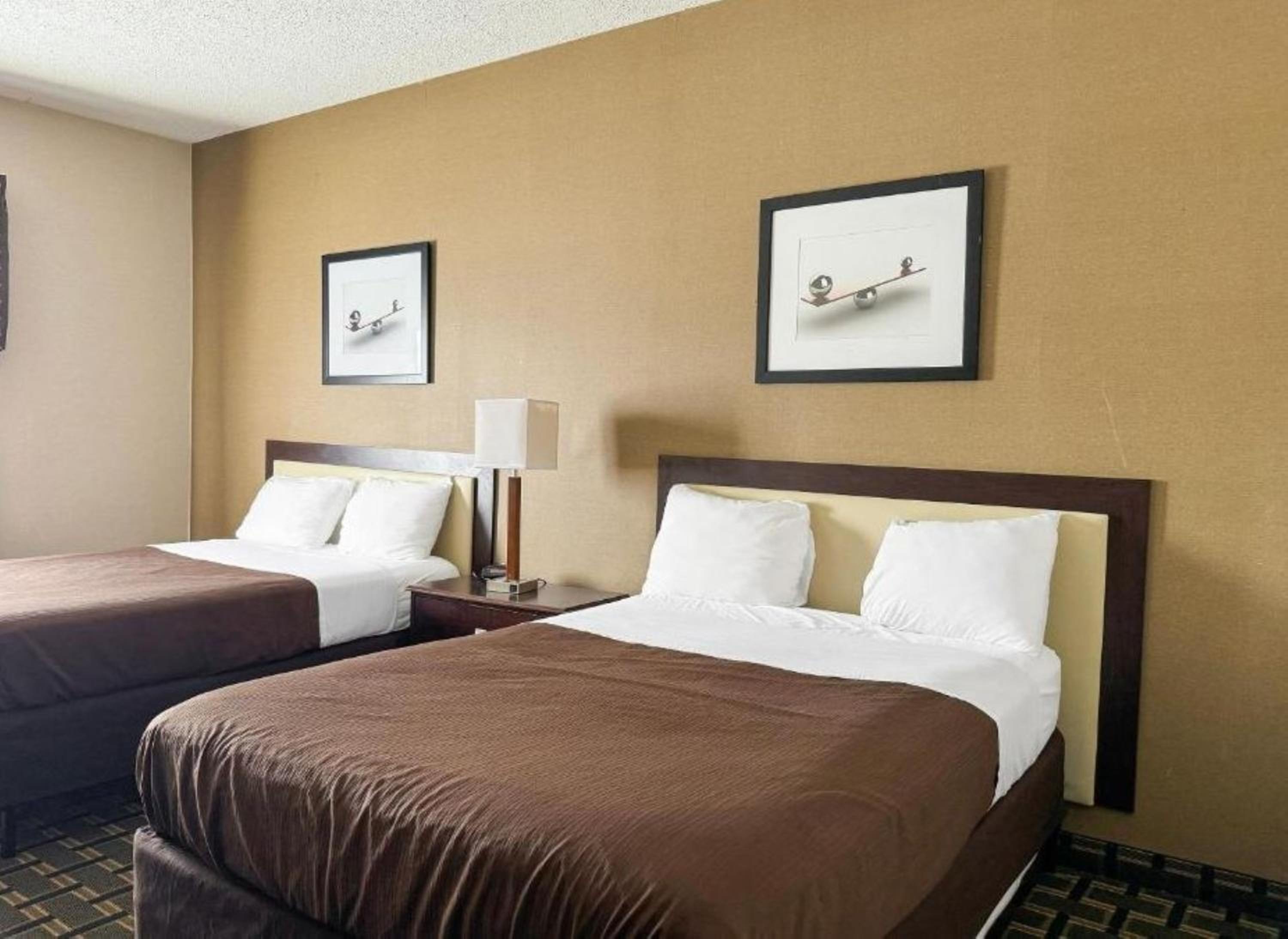 fairbridge inn and suites batavia darien amusement park