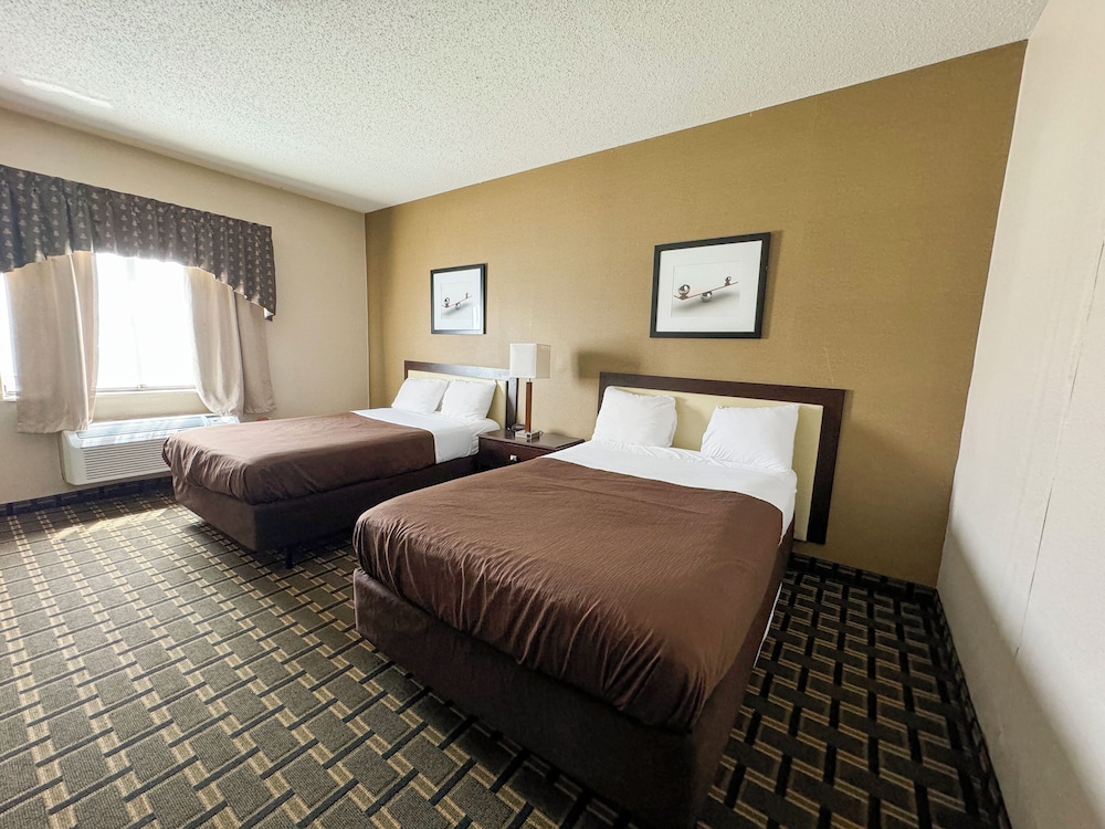 fairbridge inn and suites batavia darien amusement park