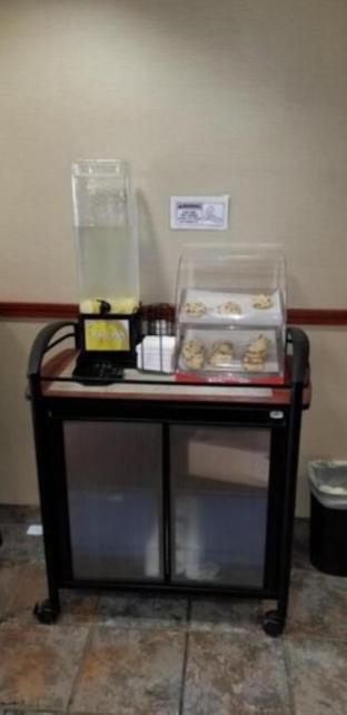 fairbridge inn and suites batavia darien amusement park