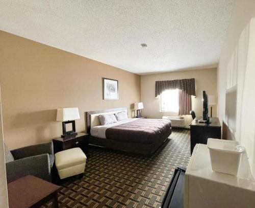 fairbridge inn and suites batavia darien amusement park