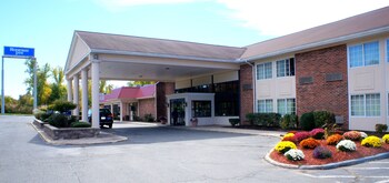 Rodeway Inn & Suites,East Windsor>>Connecticut,2 star