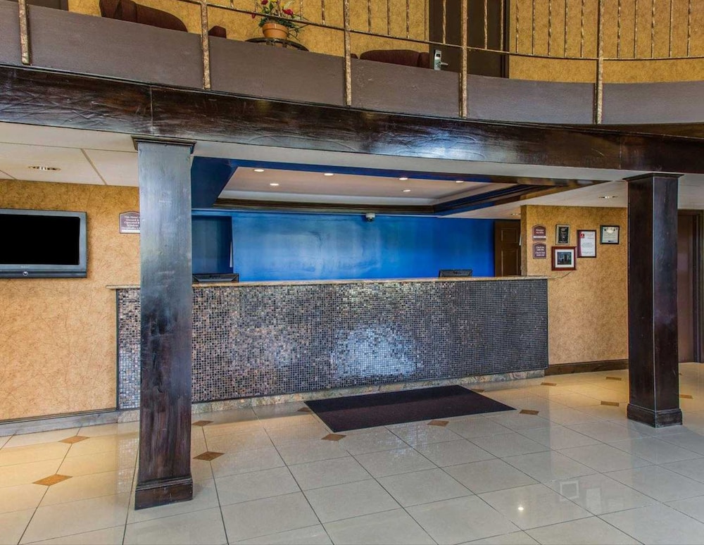 rodeway inn and suites