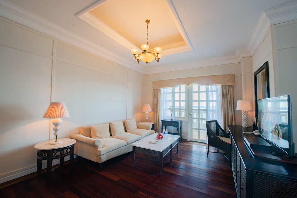 sunrise nha trang beach hotel and spa