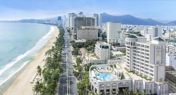 sunrise nha trang beach hotel and spa