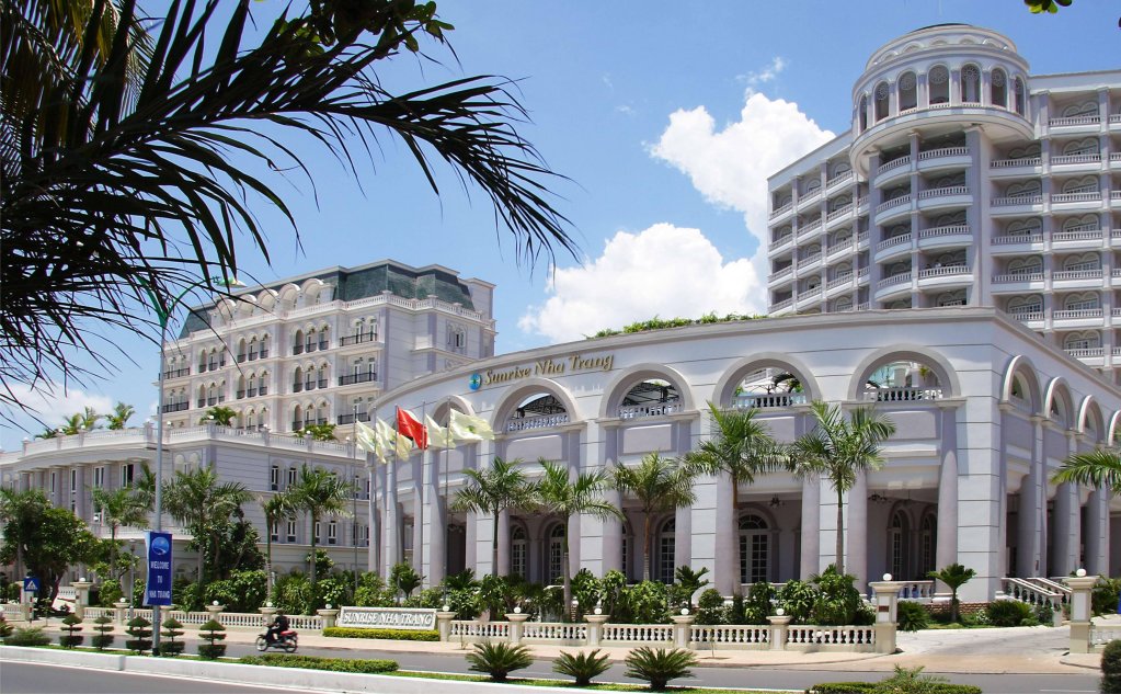 sunrise nha trang beach hotel and spa