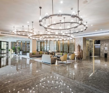 aber al takhassusi hotel