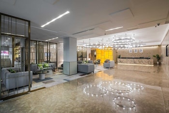 aber al takhassusi hotel