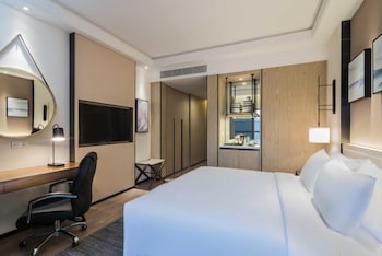 aber al takhassusi hotel