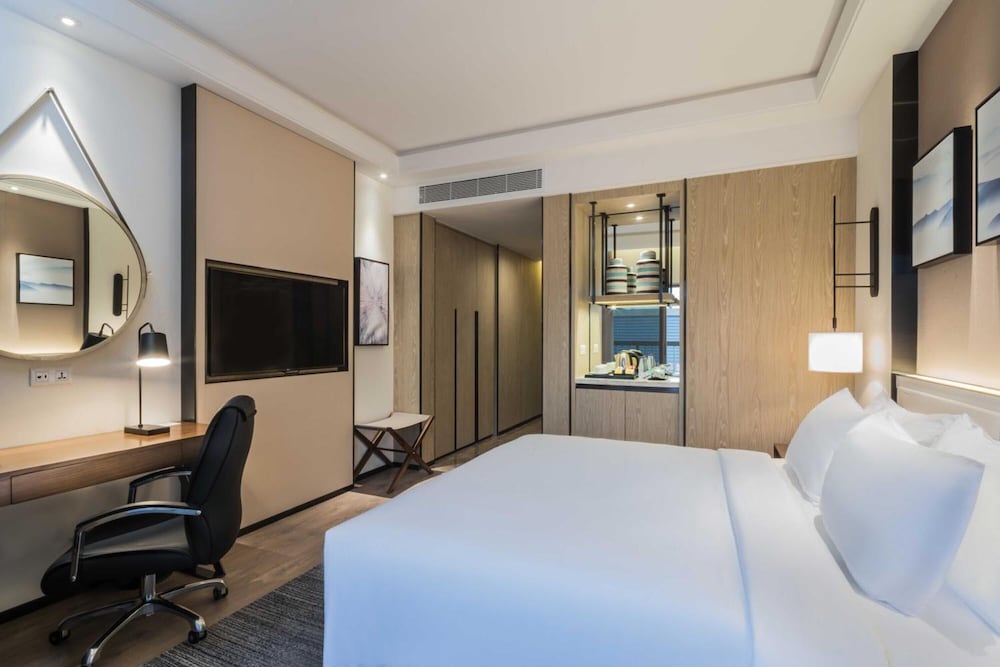 aber al takhassusi hotel