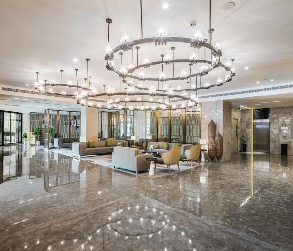 aber al takhassusi hotel