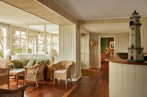 le grand hotel des bains and spa bretagne