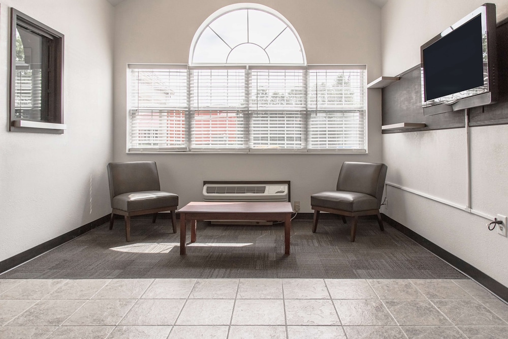 motel 6 streetsboro oh