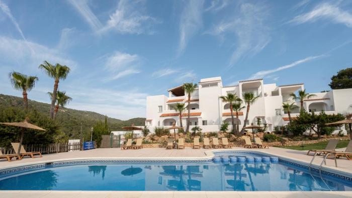 apartamentos blanco sol