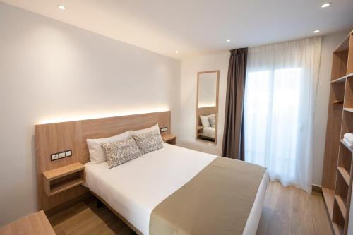 apartamentos blanco sol