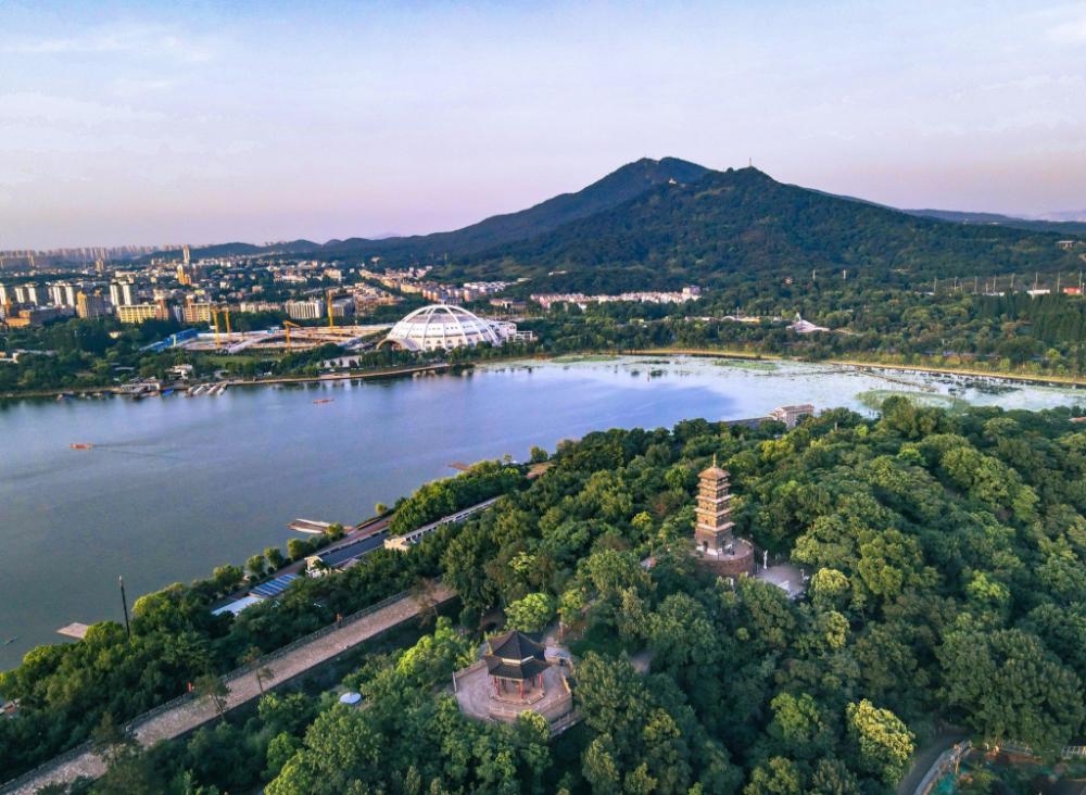 voco nanjing oriental pearl by ihg