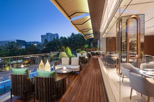 voco nanjing oriental pearl by ihg