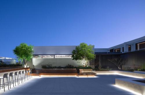 voco nanjing oriental pearl by ihg