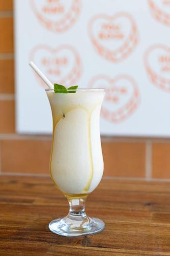 parkes international motor inn