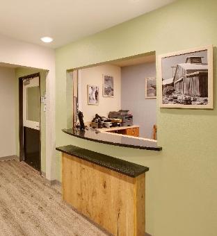 extended stay america select suites lubbock west