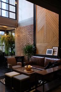 sailomyen cafe and hostel