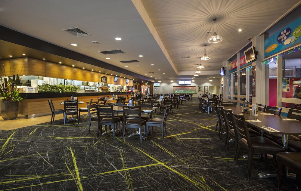 nightcap at coolaroo hotel