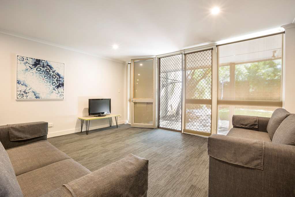 nightcap at coolaroo hotel