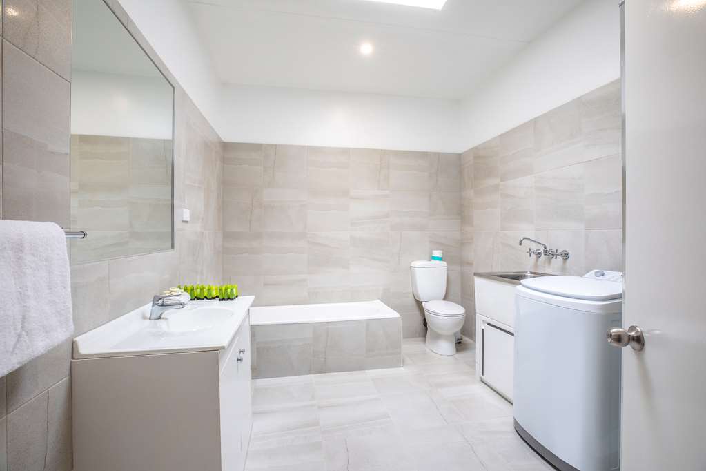 nightcap at coolaroo hotel