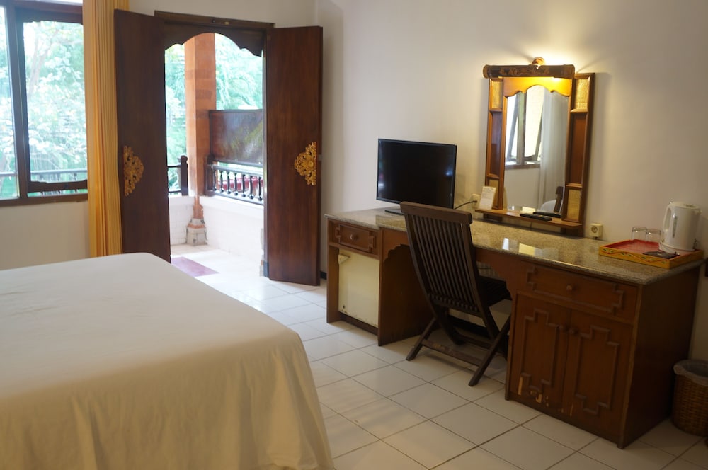 puri naga beachfront cottages