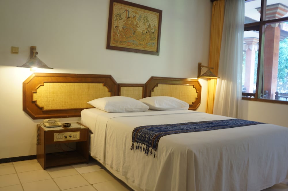 puri naga beachfront cottages