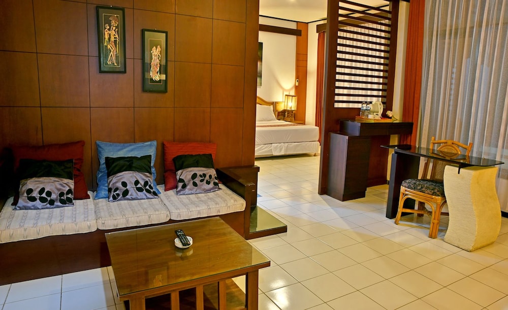 puri naga beachfront cottages