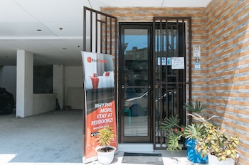 reddoorz dbuilders rooms ph2 taguig
