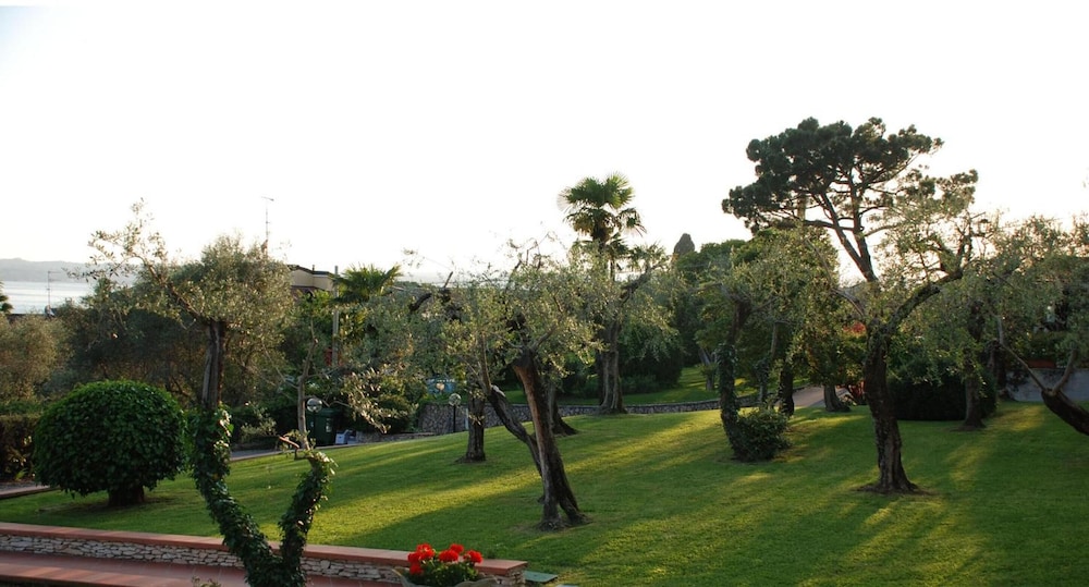 hotel desiree sirmione