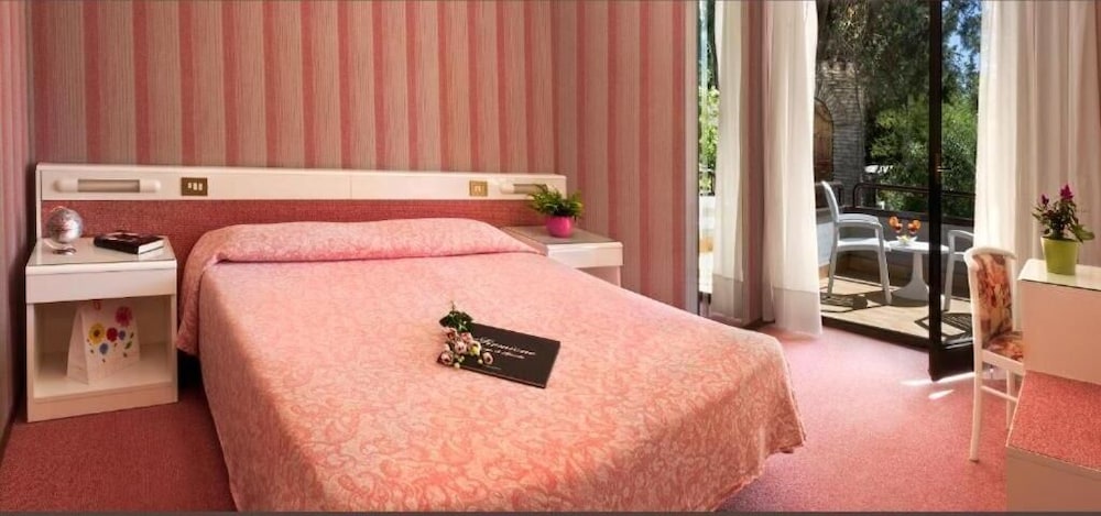 hotel desiree sirmione
