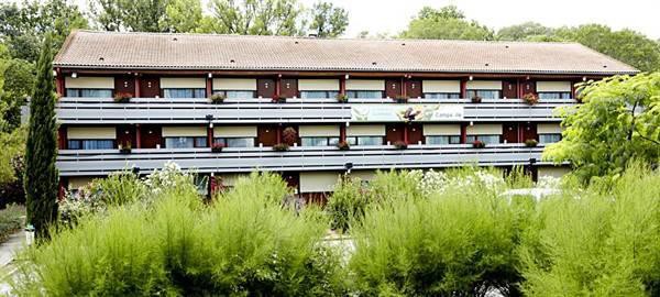 hotel campanile aix en provence est meyreuil