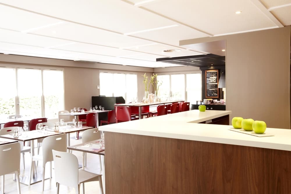 hotel campanile aix en provence est meyreuil