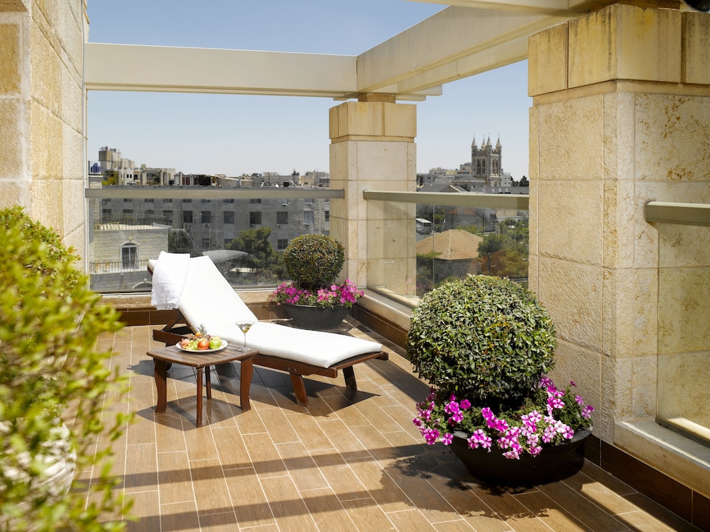 olive tree hotel