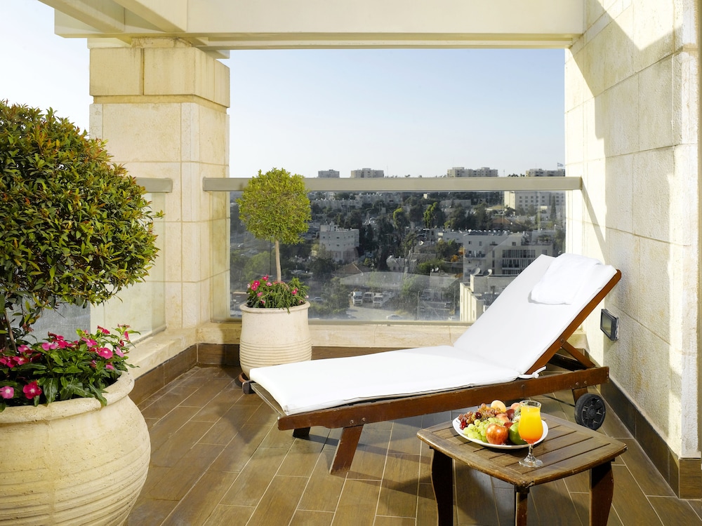 olive tree hotel