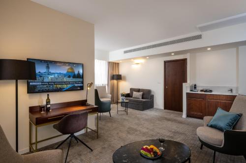 olive tree hotel
