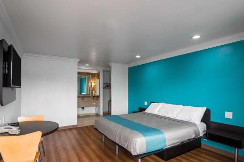 motel 6 norwalk ca