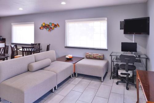 americas best value inn batesville